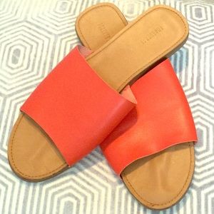 ❤️Forever 21 Bright Red/Orange Slip-On Sandals❤️